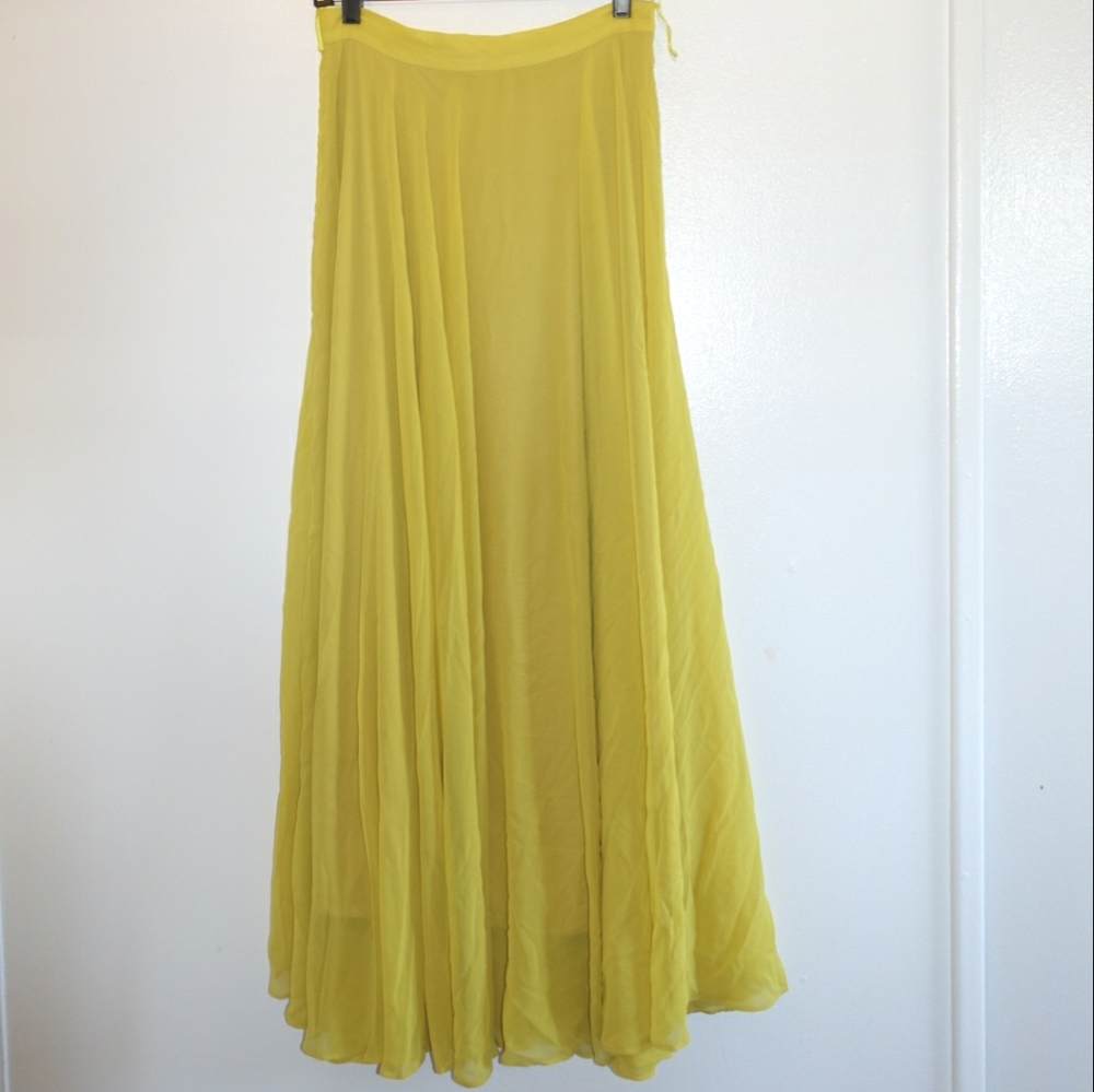 Lucy Paris yellow long skirt size M